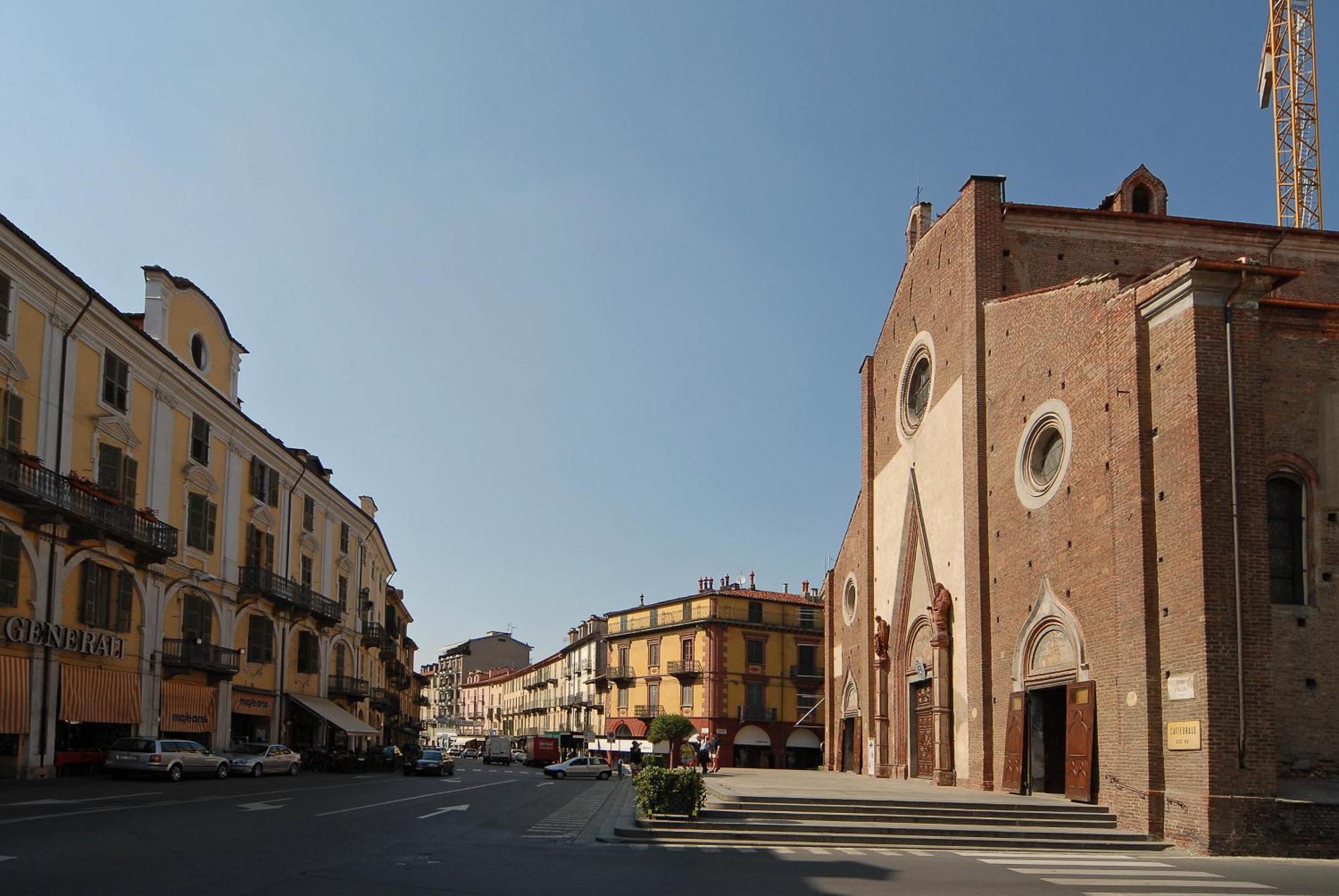 Hotel Antico Podere Propano サルッツォ エクステリア 写真